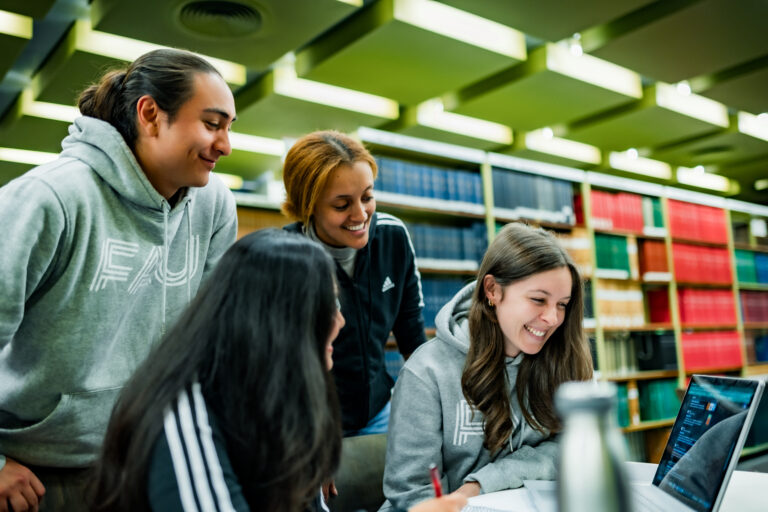 Jetzt bewerben für den Masterstudiengang Mechatronik!
